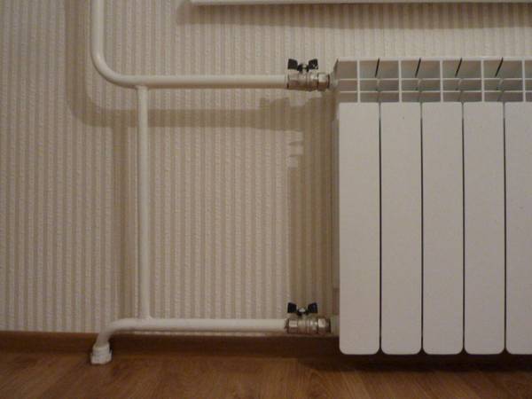 Правильный монтаж радиатора отопления при разных схемах подключения - фото